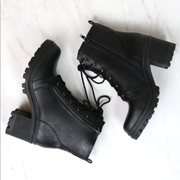 Black Lug sole lace up combat boots - Picture 3 of 7